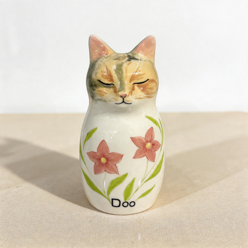 Cat Shaped Urn sample
