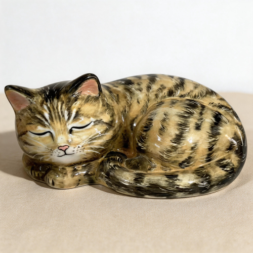 Sleeping Cat Urn sample