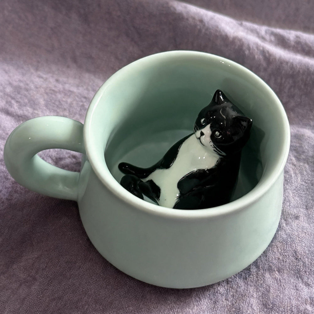 Blank large cat peekaboo mug 2