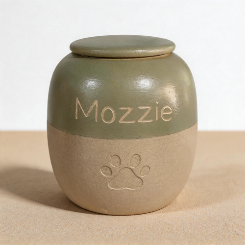 Two Tone Winnie Urn sample