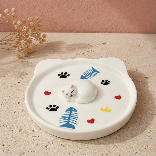 Cat-Face Dish - White Cat Curled Up Sleeping - Blush Pink Background 01