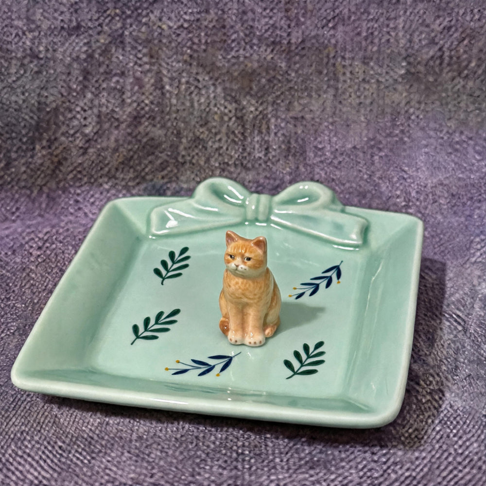 Green Cat 1